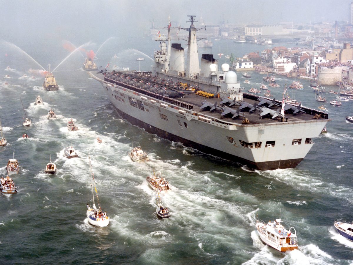 When Sharkey Ward's Sea Harriers Held the Falklands Sky, 1982